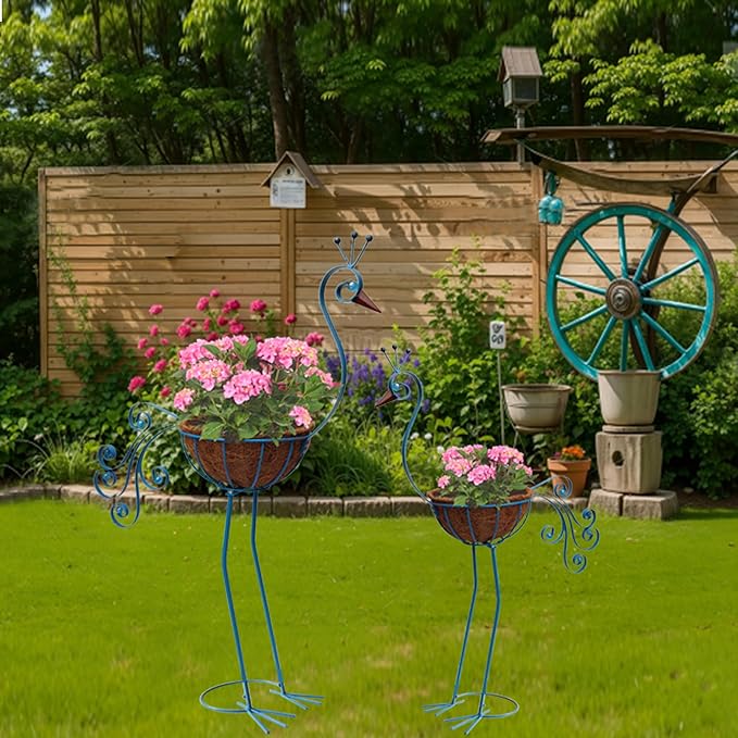 Metal Peacock Planter with Fiber Basket -Garden Bird Planters for Outdoor Indoor Lawn,Yard,Porch,Patio, Garden Decorations(Set of 2)