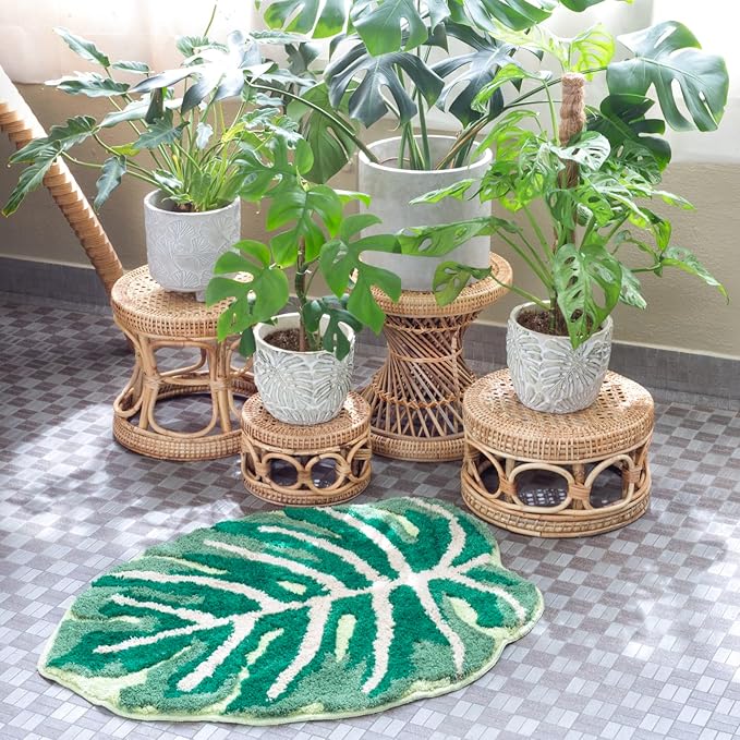 Monstera Non Slip Bath Mat or Kitchen Tufted Rug, Plant Leaf Shaped Kids Pets Floor Mat Carpet, Green, 32" x 24"