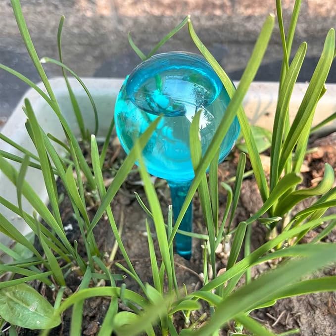 10pcs Plant Self Watering Globe Stakes, Plant Watering Stakes Automatic Plant Watering Bulb System Spikes, Flower Automatic Watering Device, Garden Self Waterer for Indoor Outdoor Plant