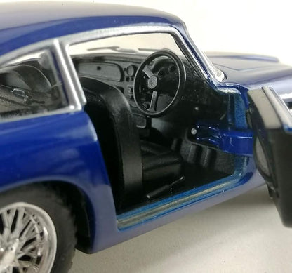 Sport Racing Classic Model Car Die-Cast 1:38 1963 Aston Martin DB5 Blue Color Toy Collection Pull Back Open Door Hobby Collectible