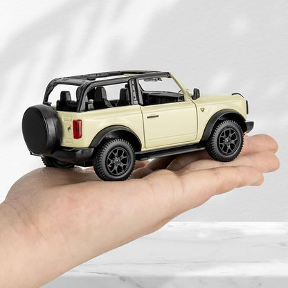 Ford Bronco Badlands 2dr Car Model, 1:36 Diecast Ford Toy Cars, Collectible Pull Back Car Gift for Kids Boys Girls(Off White)