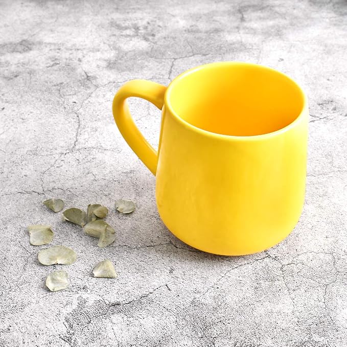 Bosmarlin Large Glossy Ceramic Coffee Mug, Yellow Tea Cup for Office and Home, 18 oz, Suitable for Dishwasher and Microwave, 1 Pack (Yellow)