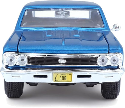Maisto 1:24 1966 Chevy Chevelle SS 396 Model Car, Multicolor