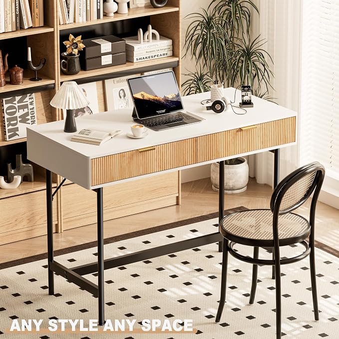 INNOD 45 Inch White Desk with Drawers, Small Writing Desks for Bedroom, Fluted Cute Desk with Storage for Vanity, Wood Computer Table for Living Room Small Spaces Home Office Study