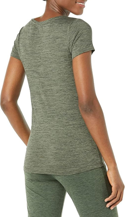 Amazon Essentials Women's Active Quick Dry Tech Stretch Short-Sleeve V-Neck T-Shirt (Available in Plus Size), Pack of 2