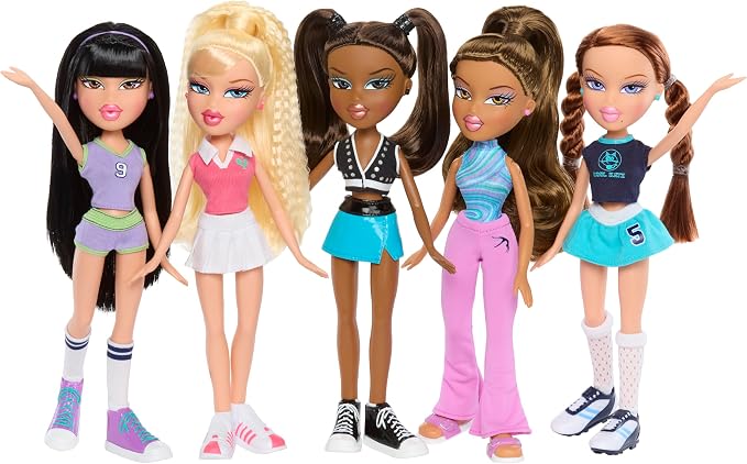 Bratz Play Sportz Cloe Fashion Doll with Accessories, Tennis