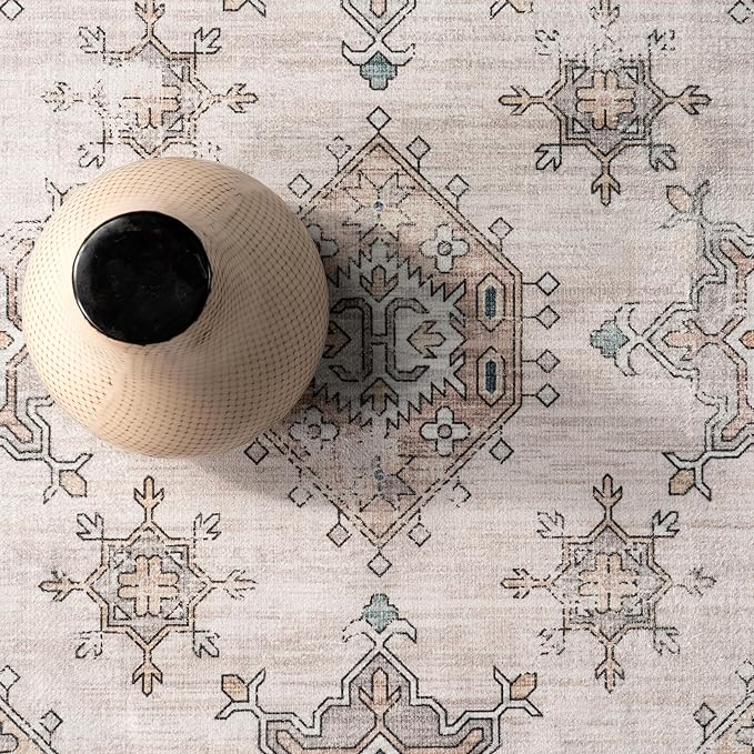 nuLOOM Finley Machine Washable Vintage Distressed Ultra Thin Accent Rug, 3' x 5', Ivory