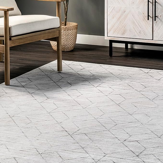 nuLOOM Regan Modern Geometric Machine Washable Ultra Thin Area Rug, 8x10, Light Grey