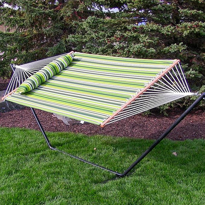 Sunnydaze Quilted Outdoor Hammock with Spreader Bars - Heavy-Duty 450-Pound Capacity Double Hammock for Outside - Melon Stripe