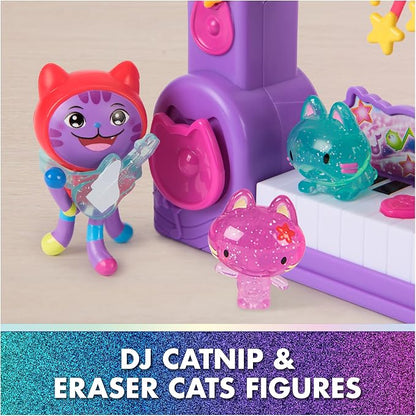 DreamWorks GABBY'S Dollhouse The Movie, Paw-Some Party Story Set with DJ Catnip, 2 Eraser Cat Toy Figures & Accessories, Kids Toys for Girls & Boys Ages 3 and Up