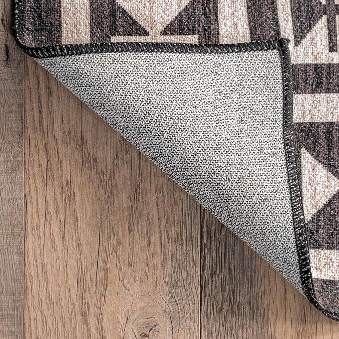 nuLOOM Leighton Machine Washable Southwestern Medallion Ultra Thin Area Rug, 5x8, Beige